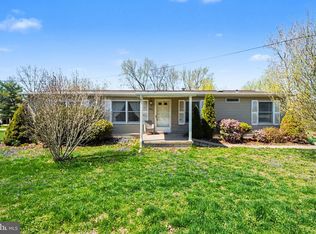 204 N 3rd St, Halifax, PA