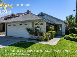 28351 Evergreen Ln, Santa Clarita, CA 91390