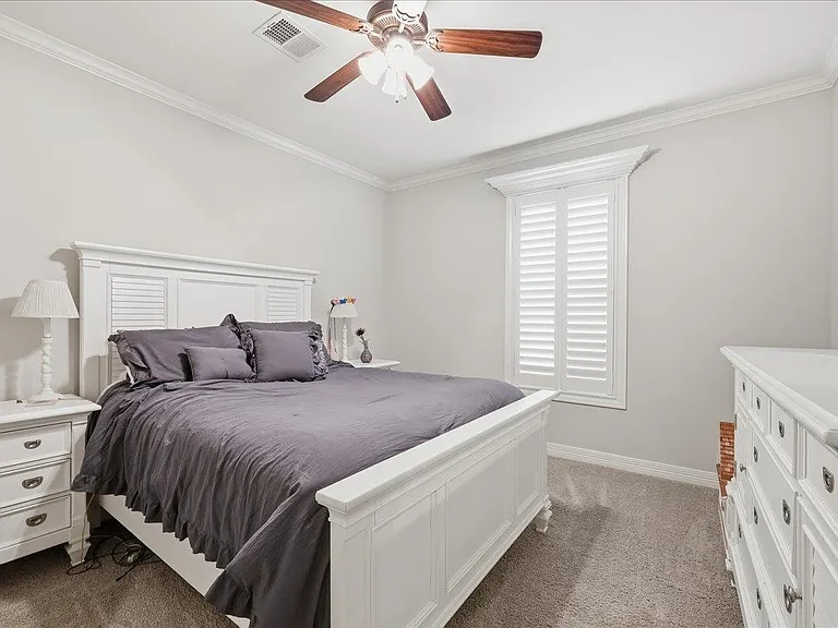 302 Spring Brook Ct — Photo 9