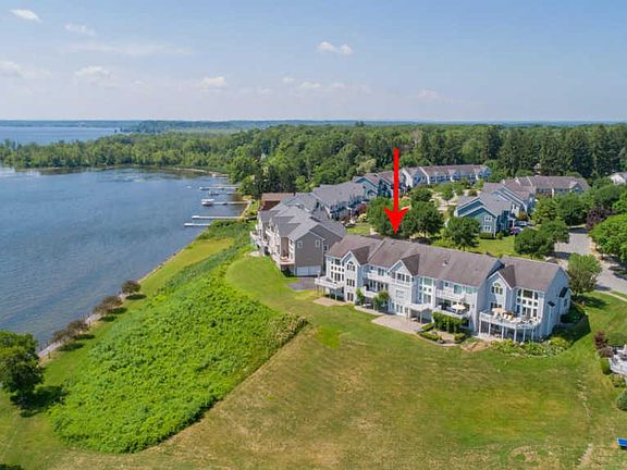 2nd image of 47 Cliffside Dr