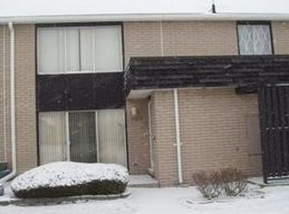 8733 Kennedy Cir, Warren, MI 48093