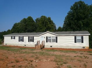 747 E Fleming Farm Dr, Inman, SC 29349