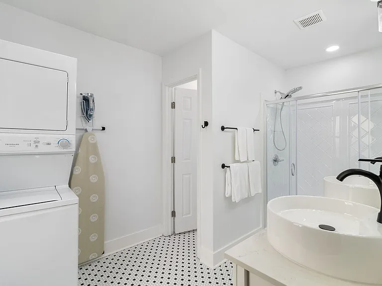 Laundry Room Cabinet
