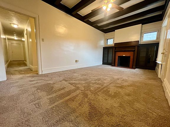 3rd image of 5806 Ellsworth Ave #197