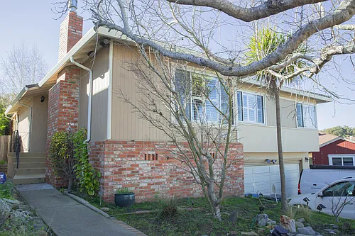 331 Courtland Dr #B Photo 1 331 Courtland Dr #B Photo 1