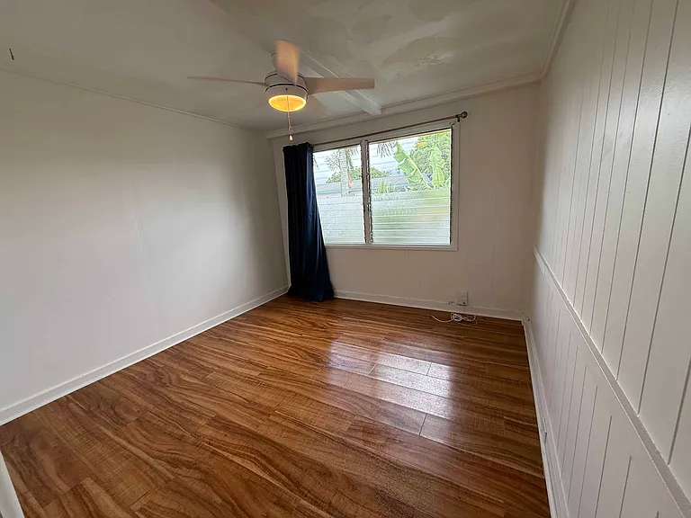 448 Ulupaina St — Photo 9