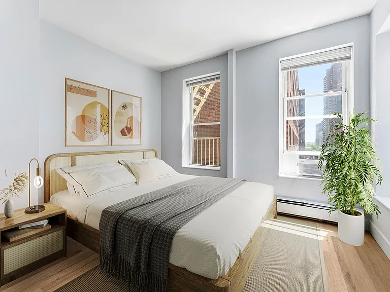 401 E 63rd St #12 — Photo 12