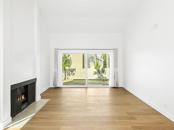 5th image of 1523 Wavertree Ln