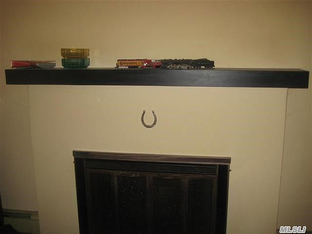 1st image of 6245 Dieterle Cres