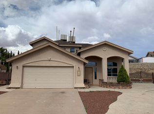 520 Brewster Pl, Socorro, TX 79928