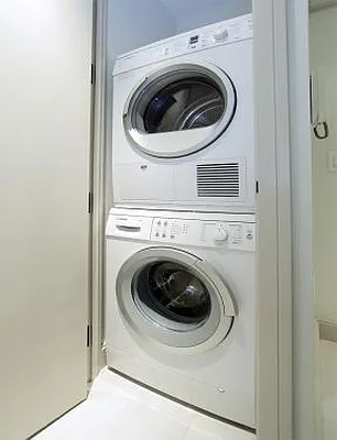 Rented by Icon Realty Management | media 5