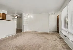 350 Hollywood Dr — Photo 5