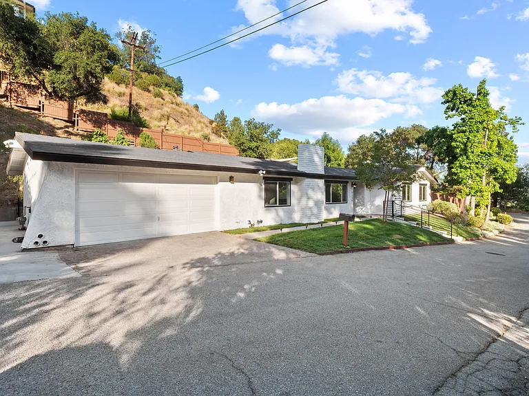 5259 Gould Ave — Photo 17