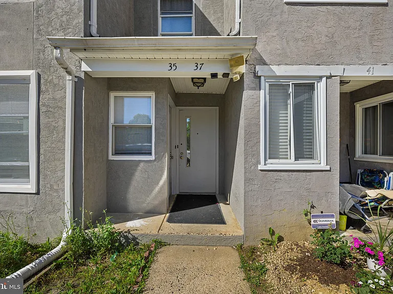 37 Buttonwood Rd — Photo 18