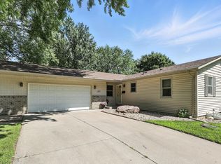 1075 Harrison St S, Shakopee, MN 55379