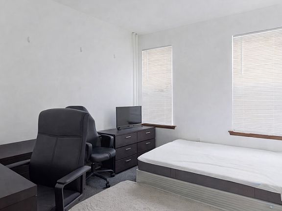 3rd image of 10 Parker Hill Ave #1A