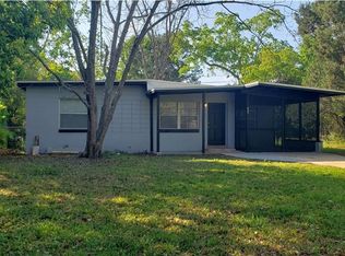 151 Country Club Dr, Sanford, FL 32771