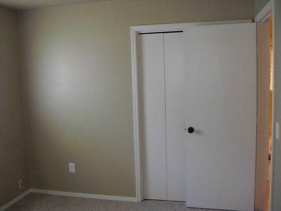 3rd image of 3203 Jan Cir