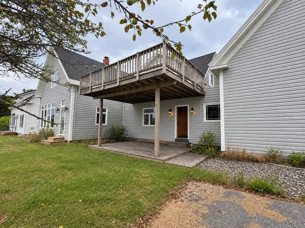 27 Old House Point Road, Jonesport, ME 04649