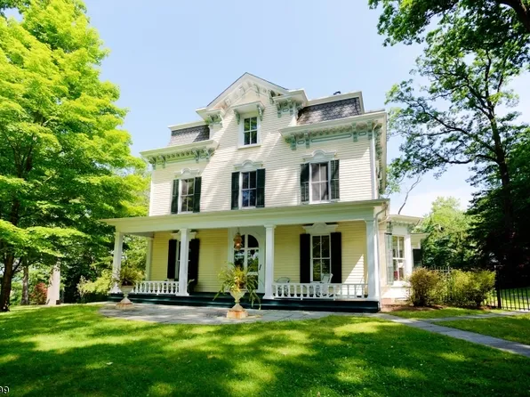 101 Oaks Rd, Long Hill Twp., NJ 07946
