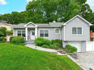 235 Cook St, Huntington Station, NY 11746