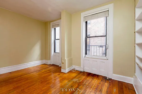 Rented by Town Residential | media 15