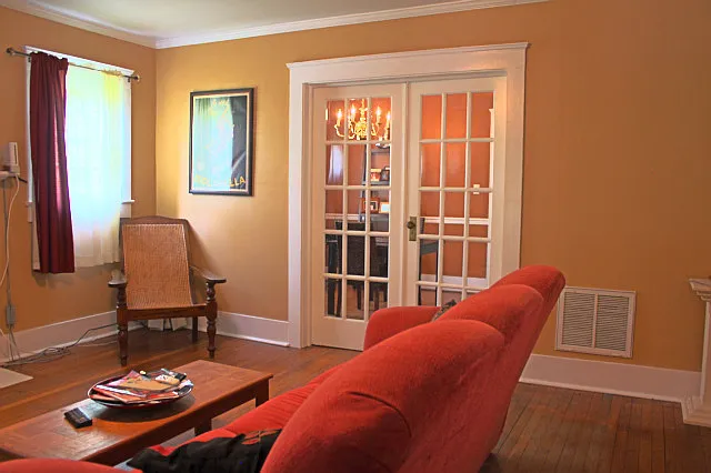 2603 Chapel Hill Rd — Photo 5