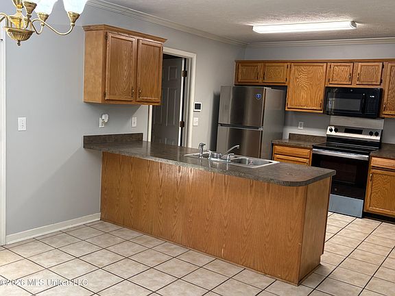 4th image of 103 Live Oaks Blvd