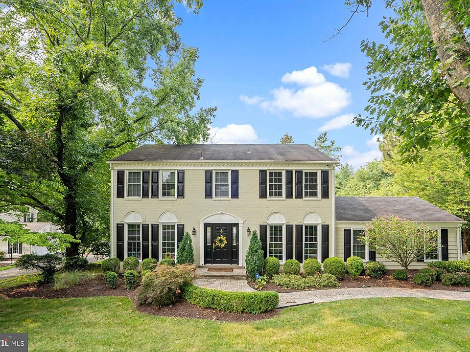 1st image of 10311 Hickory Creek Ct