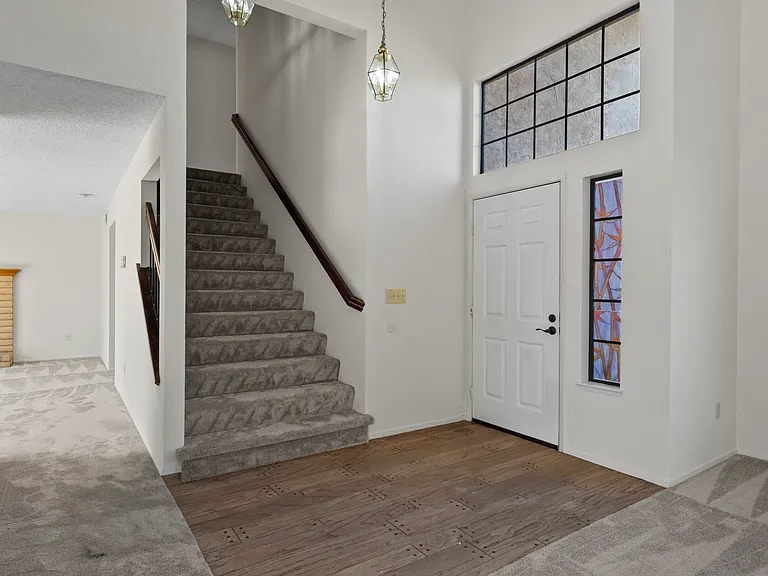 321 Brookshire Ct — Photo 13