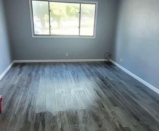 2nd image of 600 E Franklin St APT B