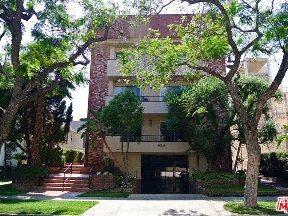 1st image of 429 N Palm Dr