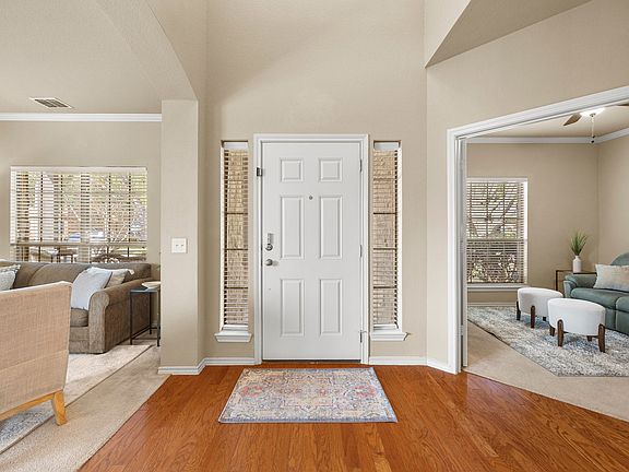2nd image of 8492 Liverpool Ln