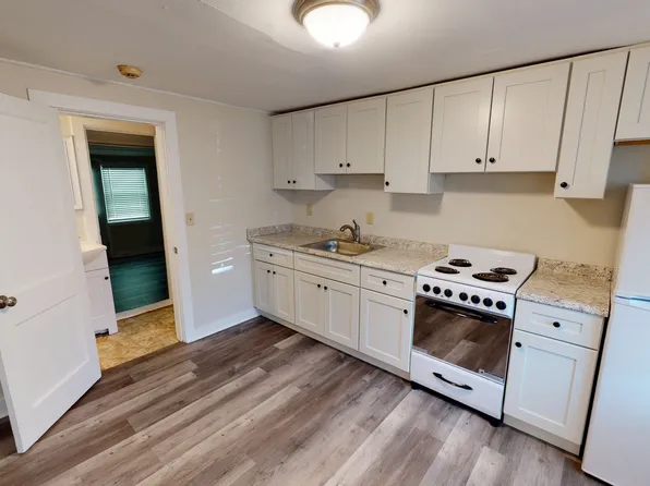 187 West St #14, West Hatfield, MA 01088