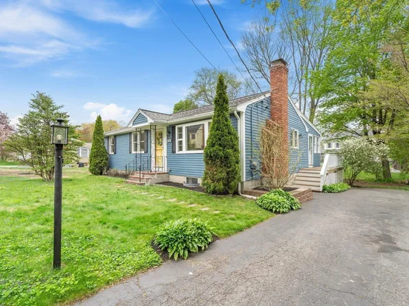 82 Edsel Rd, Littleton, MA 01460