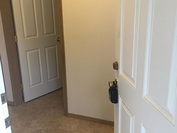 3rd image of 760 NW Paragon Pl #1