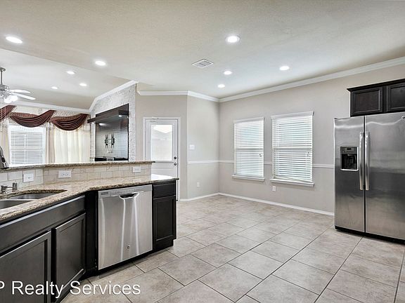 5th image of 11824 Kurth Dr