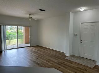625 Fairway Dr APT 202, Saint Augustine, FL 32084