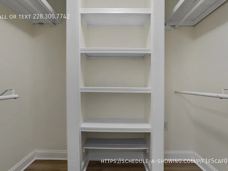 122 Carroll Ave — Photo 21