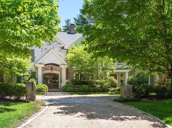 48 Scotch Pine Rd, Wellesley, MA 02481