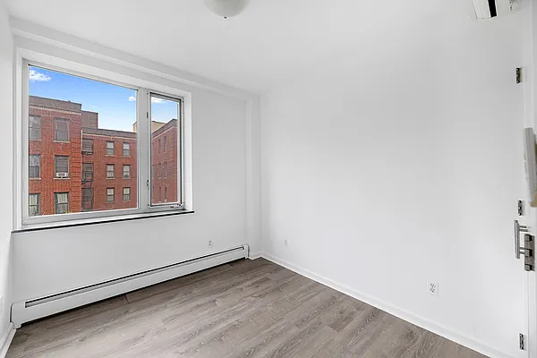 Rented by REAL New York | media 18