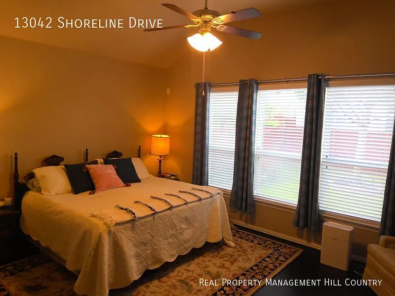 13042 Shoreline Dr — Photo 14