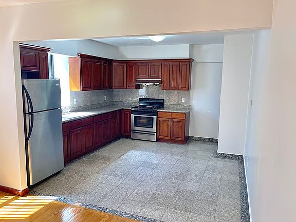 2nd image of 873 42nd St APT 2D