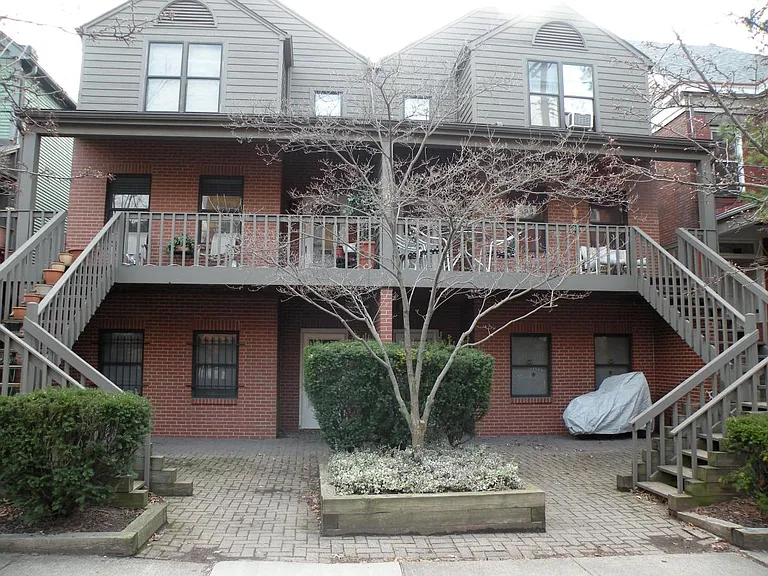 704 Bellefonte St #3 — Photo 2