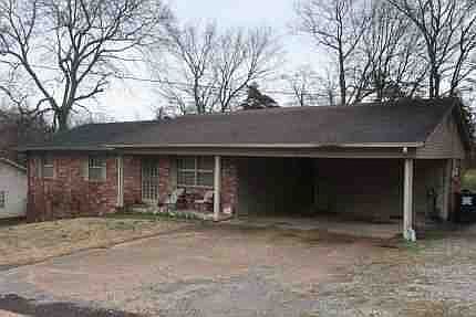 2nd image of 1614 Hospital Dr