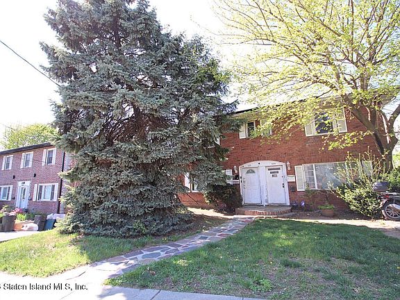 3rd image of 1051 Victory Blvd