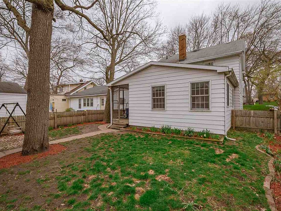 2nd image of 915 W Grove St