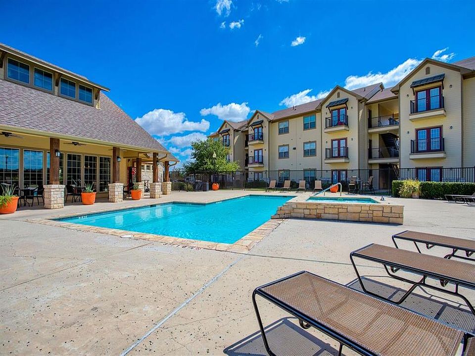 OAK HOLLOW 1439 Barnes Dr Seguin TX Zillow