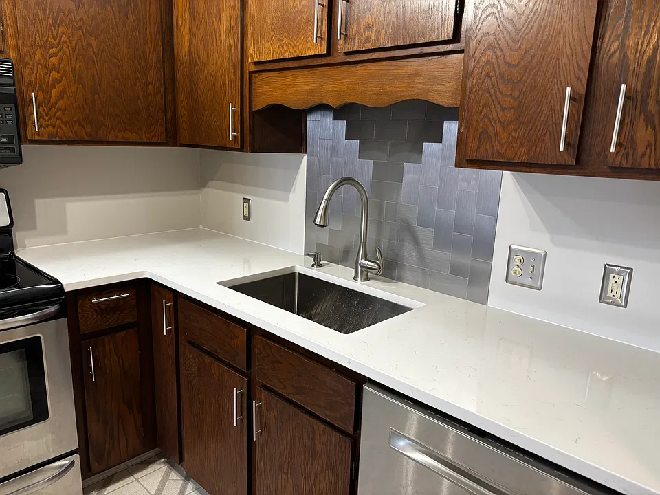311 Pleasant Ave #507