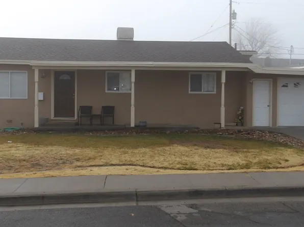 1409 Zuni Pl, Farmington, NM 87401